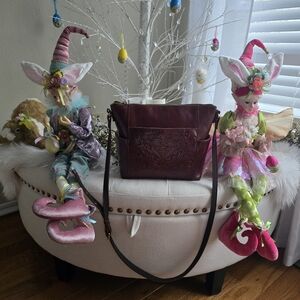 Elegant Embossed Burgundy Shoulder Bag